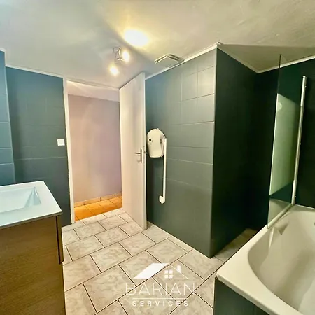 Holiday home Maison Climatisee 8 Personnes - 3 - Calme Et Detente